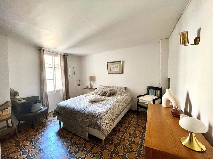 Image No.14-3 Bed House for sale