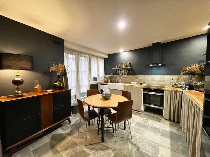 Image No.7-3 Bed House for sale