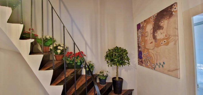 Image No.24-4 Bed House for sale