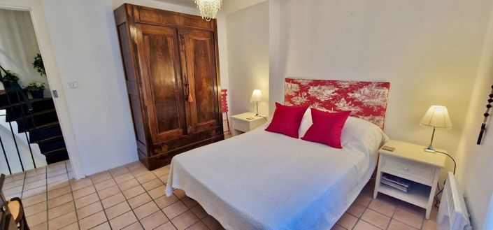 Image No.25-4 Bed House for sale