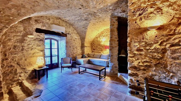 Image No.15-3 Bed House for sale