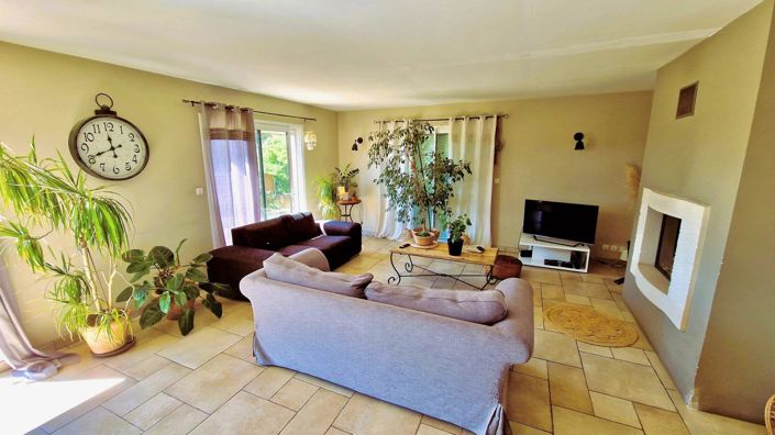 Image No.7-4 Bed House for sale