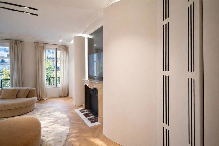 Image No.17-4 Bed Apartment for sale