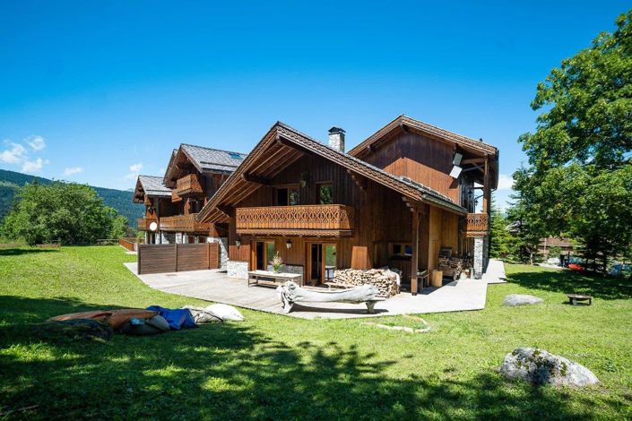 Image No.16-6 Bed House for sale