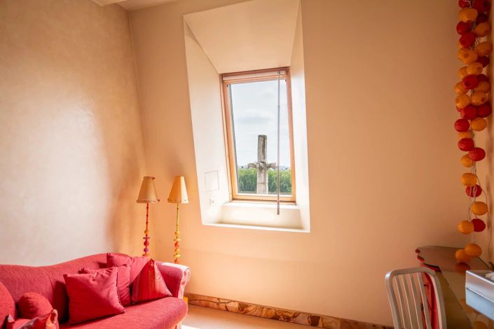 Image No.20-3 Bed Apartment for sale