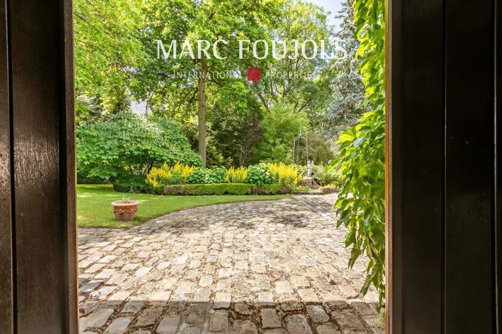 Image No.19-4 Bed House for sale