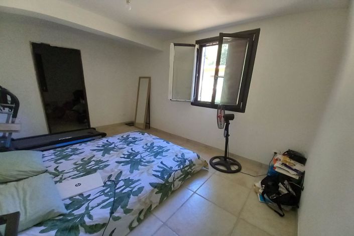 Image No.14-4 Bed House for sale