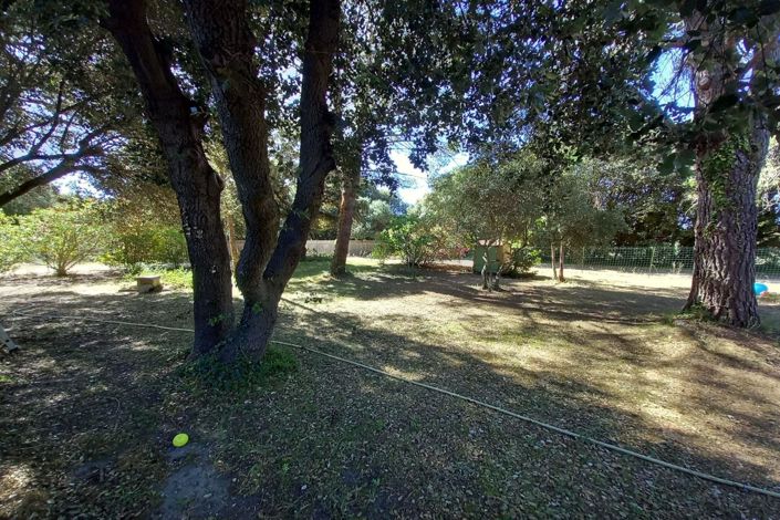 Image No.7-4 Bed House for sale