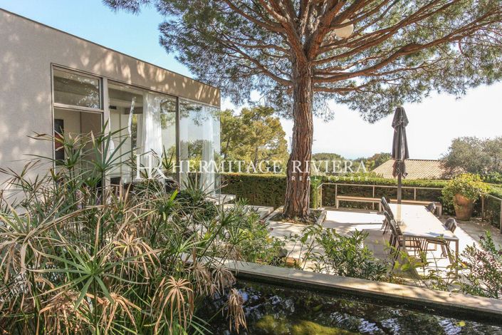 Image No.2-5 Bed House for sale