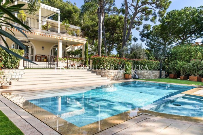 Image No.24-6 Bed House for sale