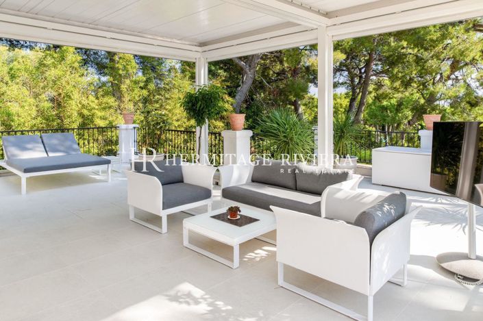 Image No.9-6 Bed House for sale