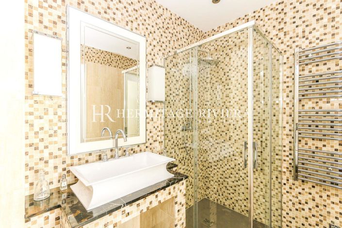 Image No.14-8 Bed House for sale