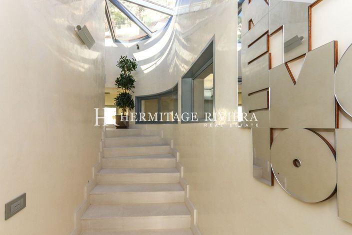 Image No.12-3 Bed Apartment for sale