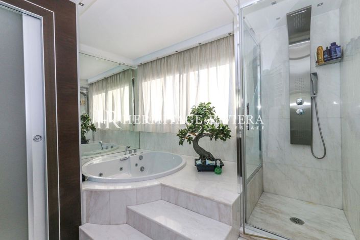 Image No.20-3 Bed Apartment for sale