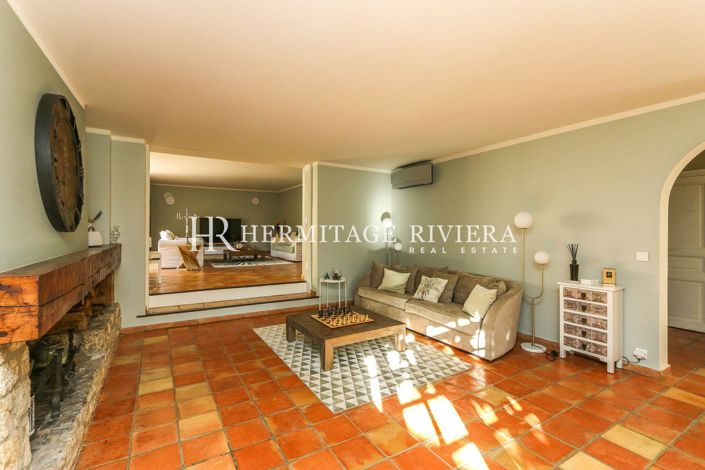 Image No.7-4 Bed House for sale