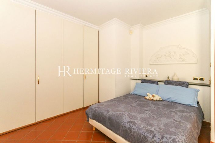 Image No.12-3 Bed House for sale