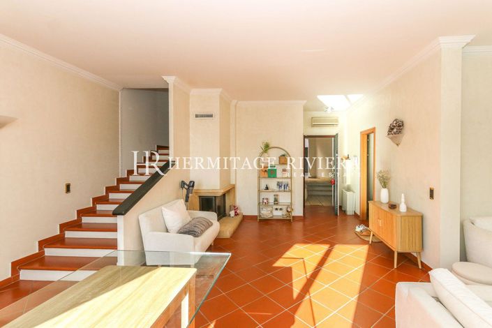 Image No.8-3 Bed House for sale