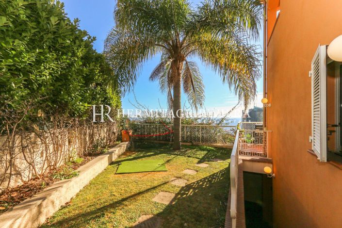 Image No.9-3 Bed House for sale