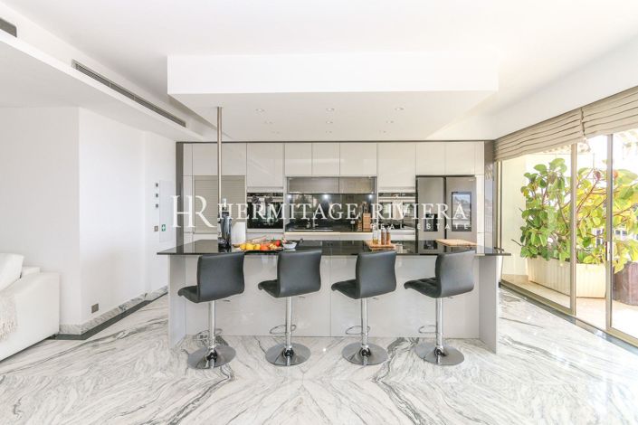 Image No.8-4 Bed Apartment for sale