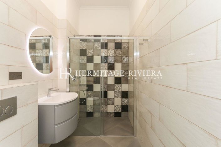 Image No.17-5 Bed Apartment for sale