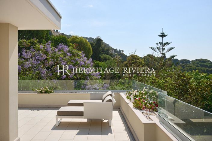 Image No.18-8 Bed House for sale