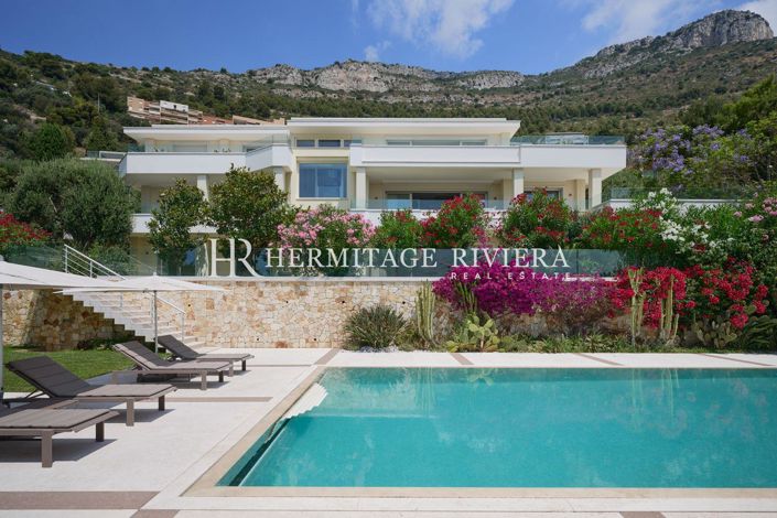 Image No.2-8 Bed House for sale