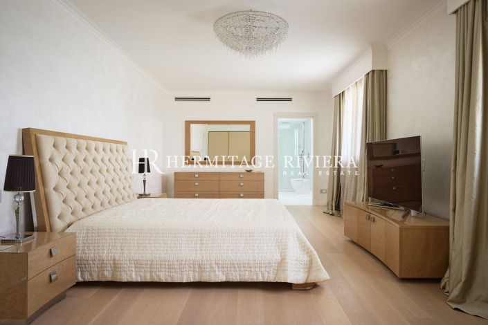 Image No.23-8 Bed House for sale