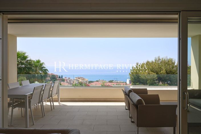 Image No.7-8 Bed House for sale