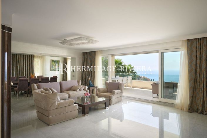 Image No.9-8 Bed House for sale