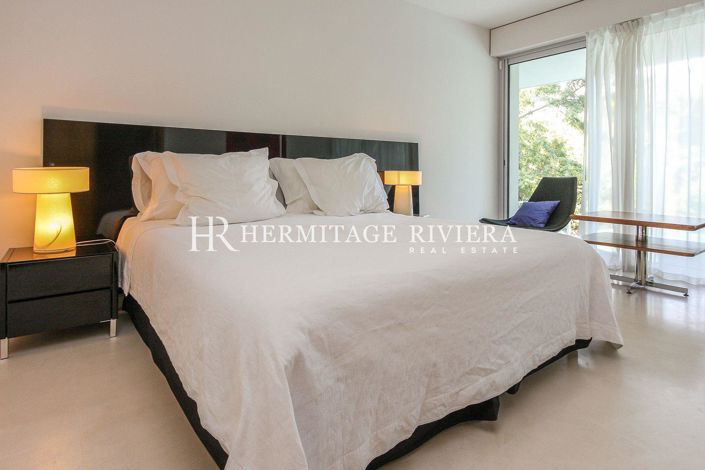 Image No.16-4 Bed House for sale