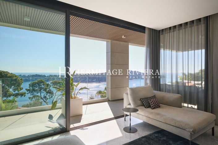 Image No.12-4 Bed House for sale