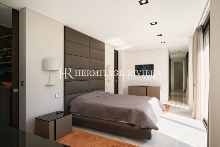 Image No.23-4 Bed House for sale