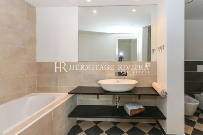 Image No.18-3 Bed Apartment for sale