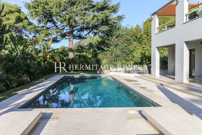 Image No.3-5 Bed Property for sale