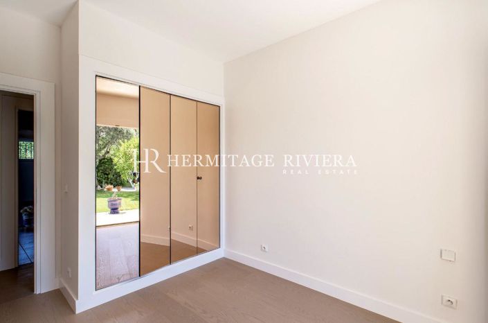 Image No.13-5 Bed House for sale