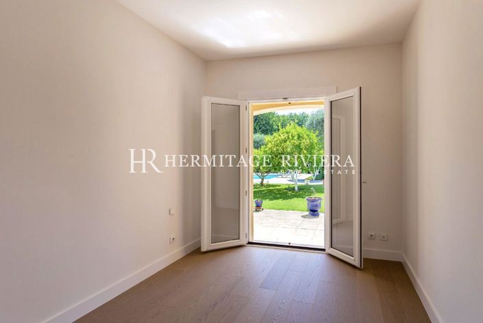 Image No.15-5 Bed House for sale