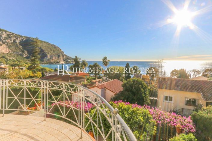 Image No.2-4 Bed House for sale