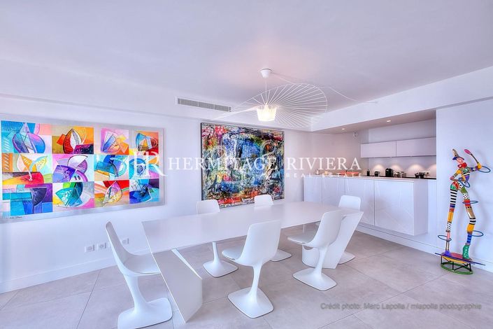 Image No.11-3 Bed Apartment for sale