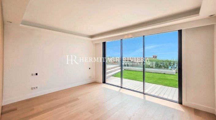 Image No.11-4 Bed House for sale