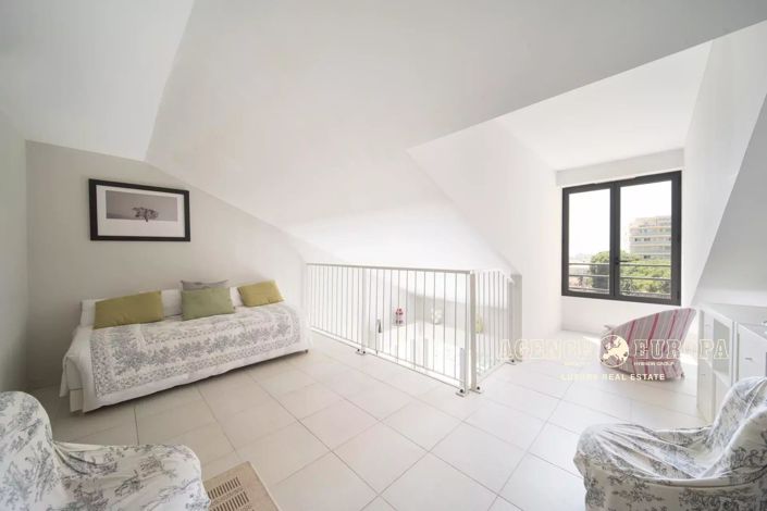 Image No.9-3 Bed Apartment for sale