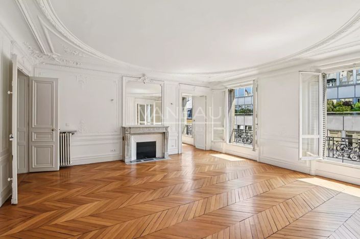 Image No.1-5 Bed Apartment for sale