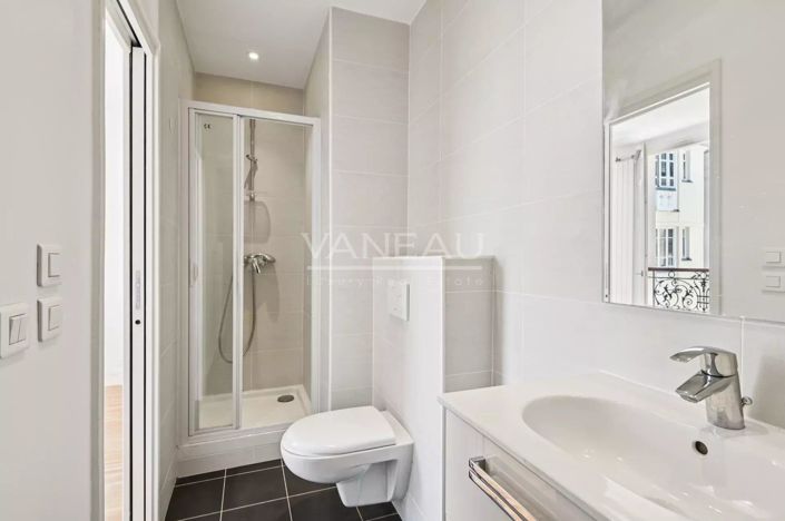 Image No.16-5 Bed Apartment for sale