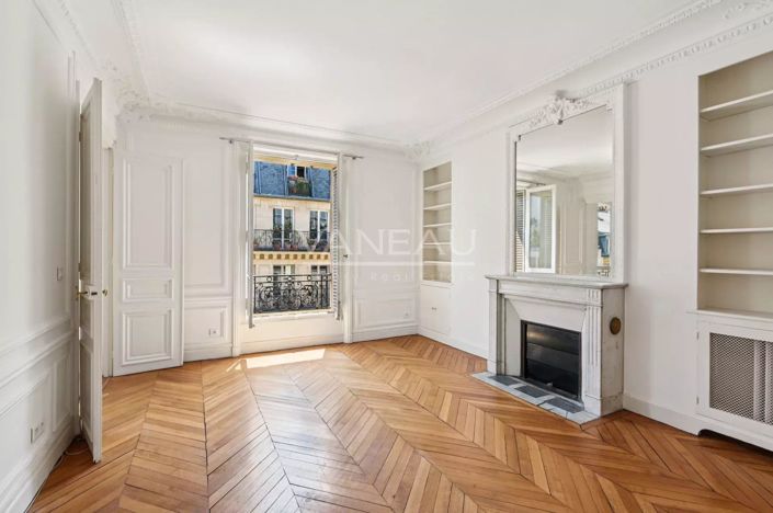 Image No.8-5 Bed Apartment for sale