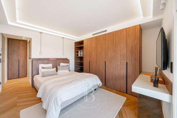 Image No.11-4 Bed Apartment for sale