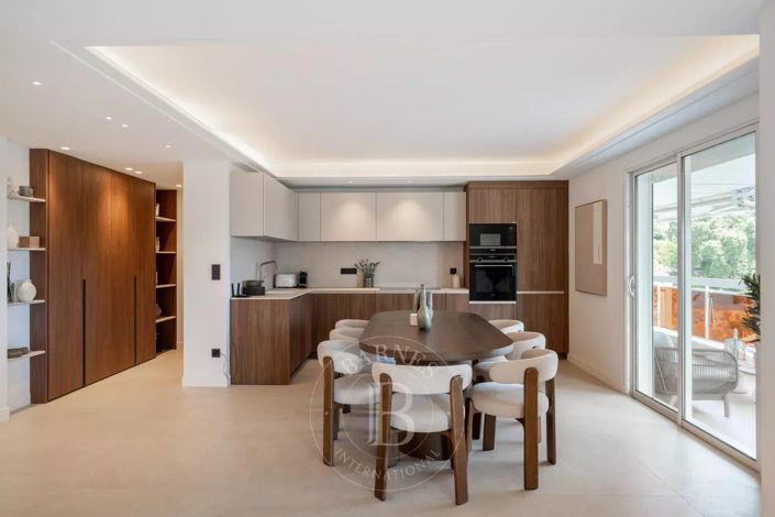 Image No.14-4 Bed Apartment for sale