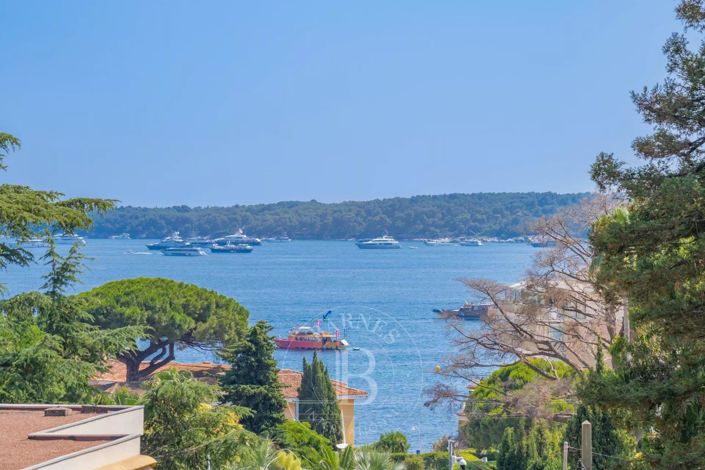 Image No.15-4 Bed Apartment for sale