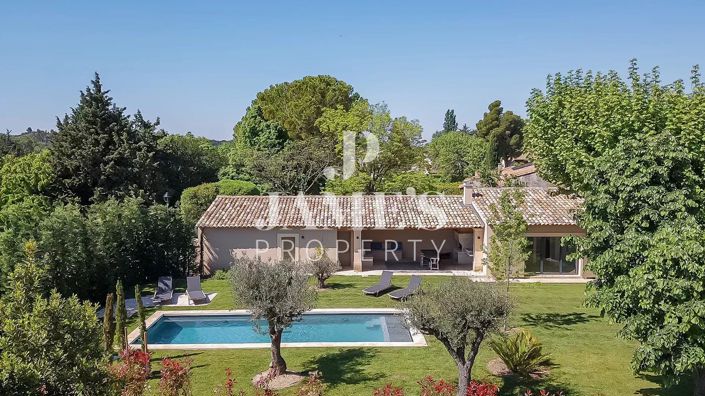 Image No.14-6 Bed House for sale