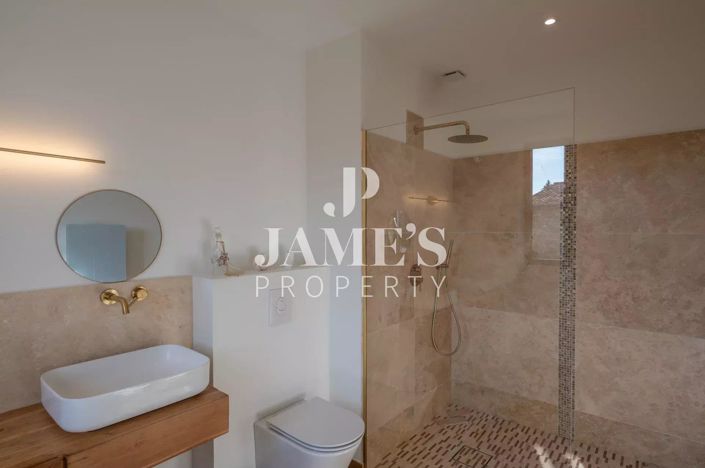 Image No.13-5 Bed House for sale