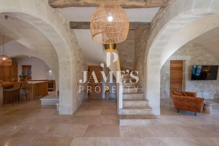 Image No.5-5 Bed House for sale