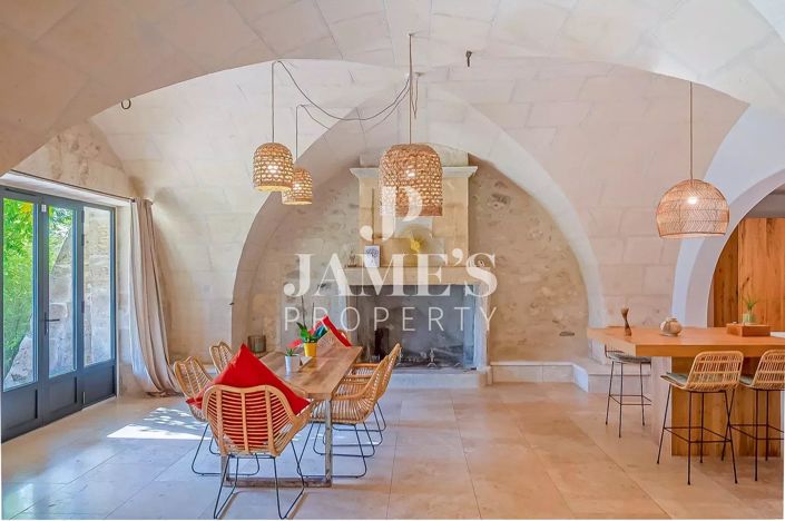 Image No.6-5 Bed House for sale